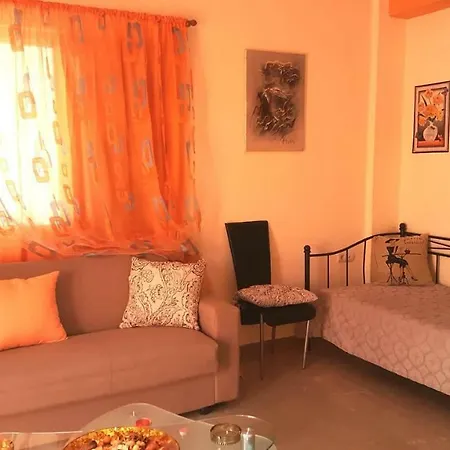 Maria's 85 Sq Meters Διαμέρισμα *