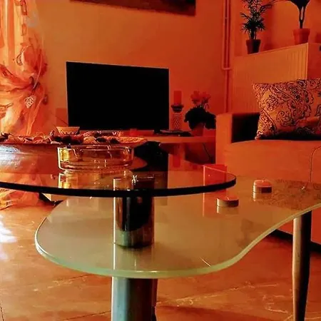 Maria's 85 Sq Meters *