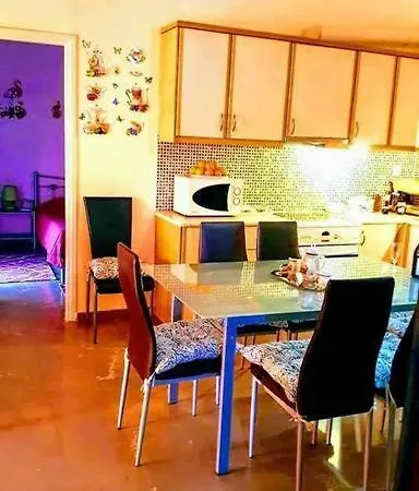 Maria's 85 Sq Meters Διαμέρισμα